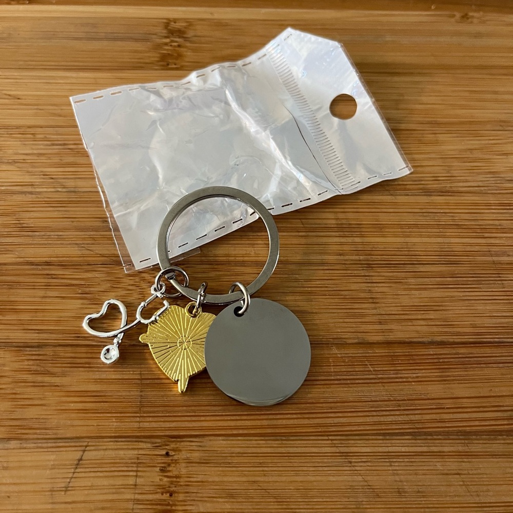 Nursing is a work of Heart Keychain - Picture 2 of 4